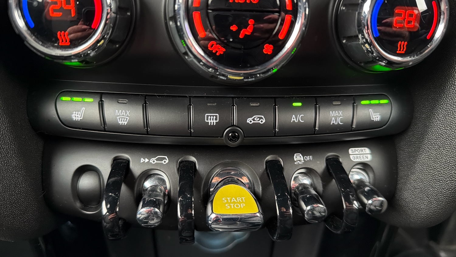 Used MINI Hatch 2023 for sale - 77641211: Photo 24