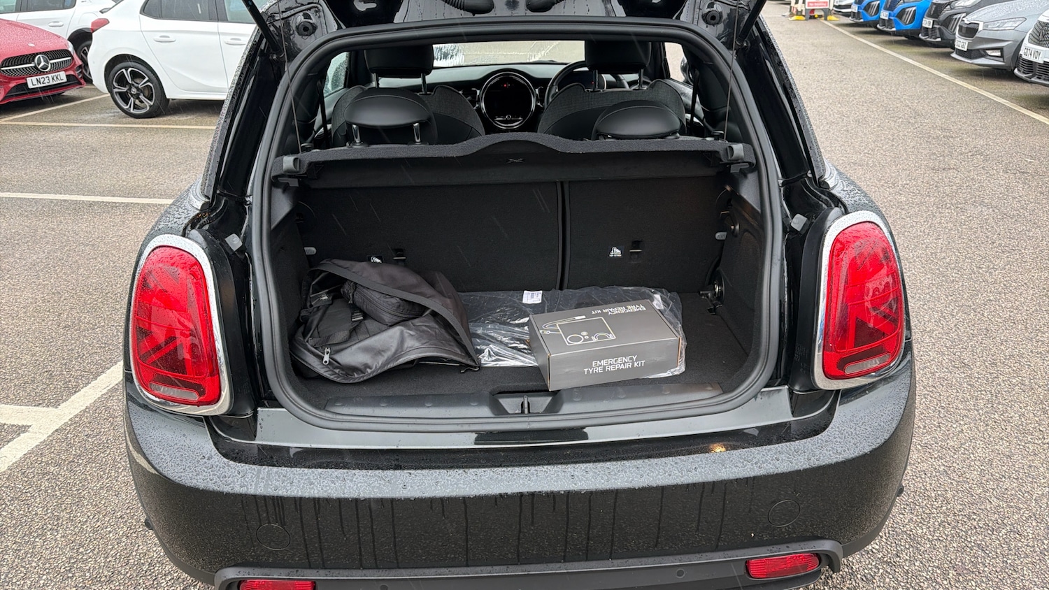 Used MINI Hatch 2023 for sale - 77641211: Photo 4