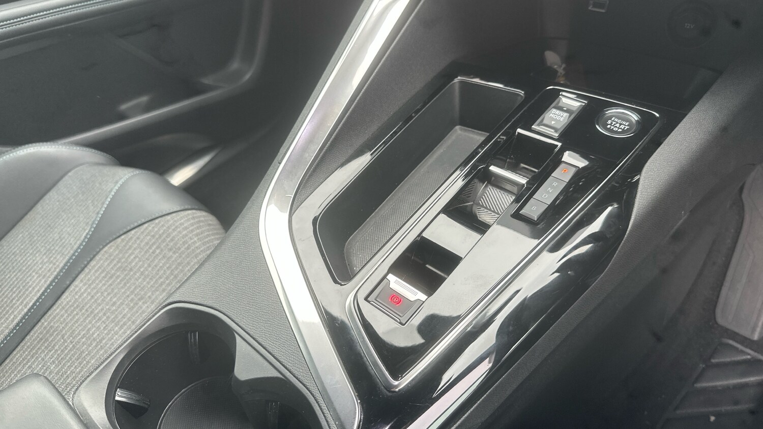 Used Peugeot 3008 2024 for sale - 76352038: Photo 13