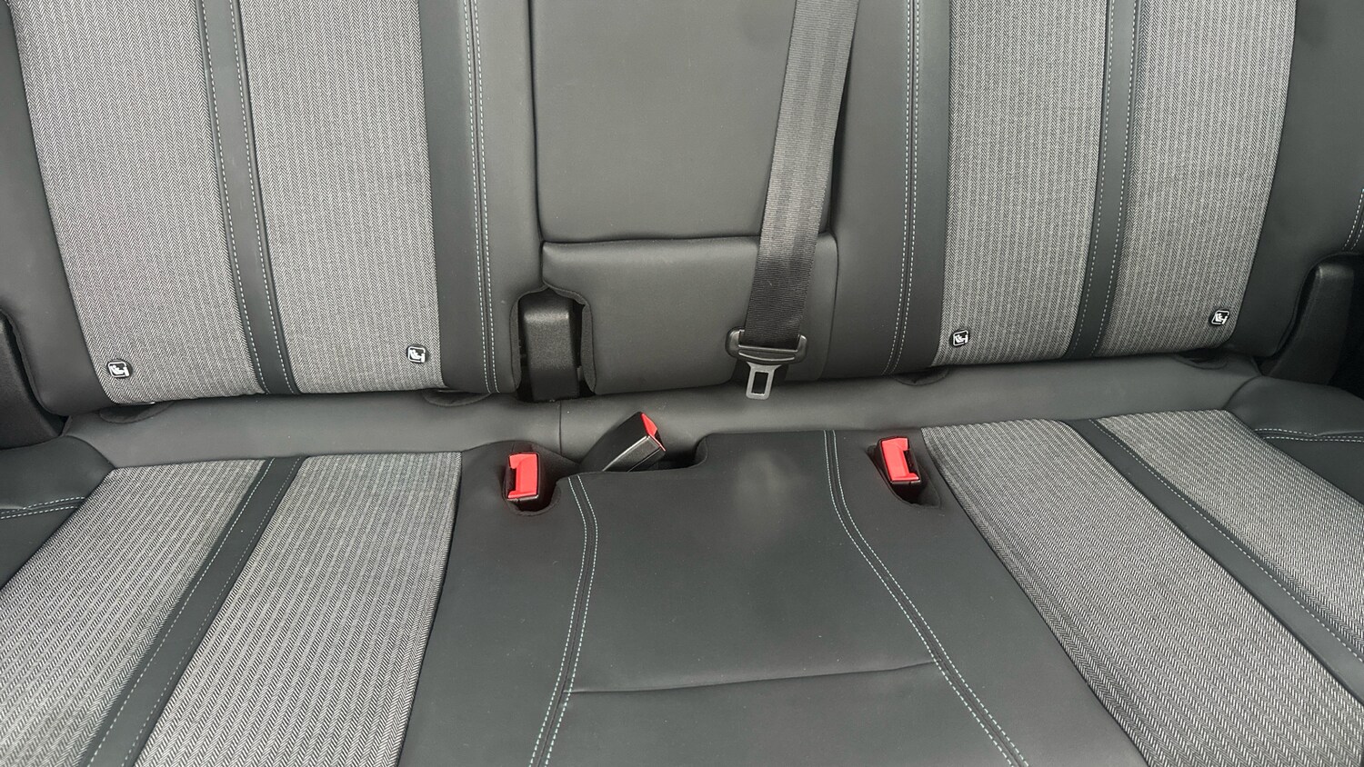 Used Peugeot 3008 2024 for sale - 76352038: Photo 17