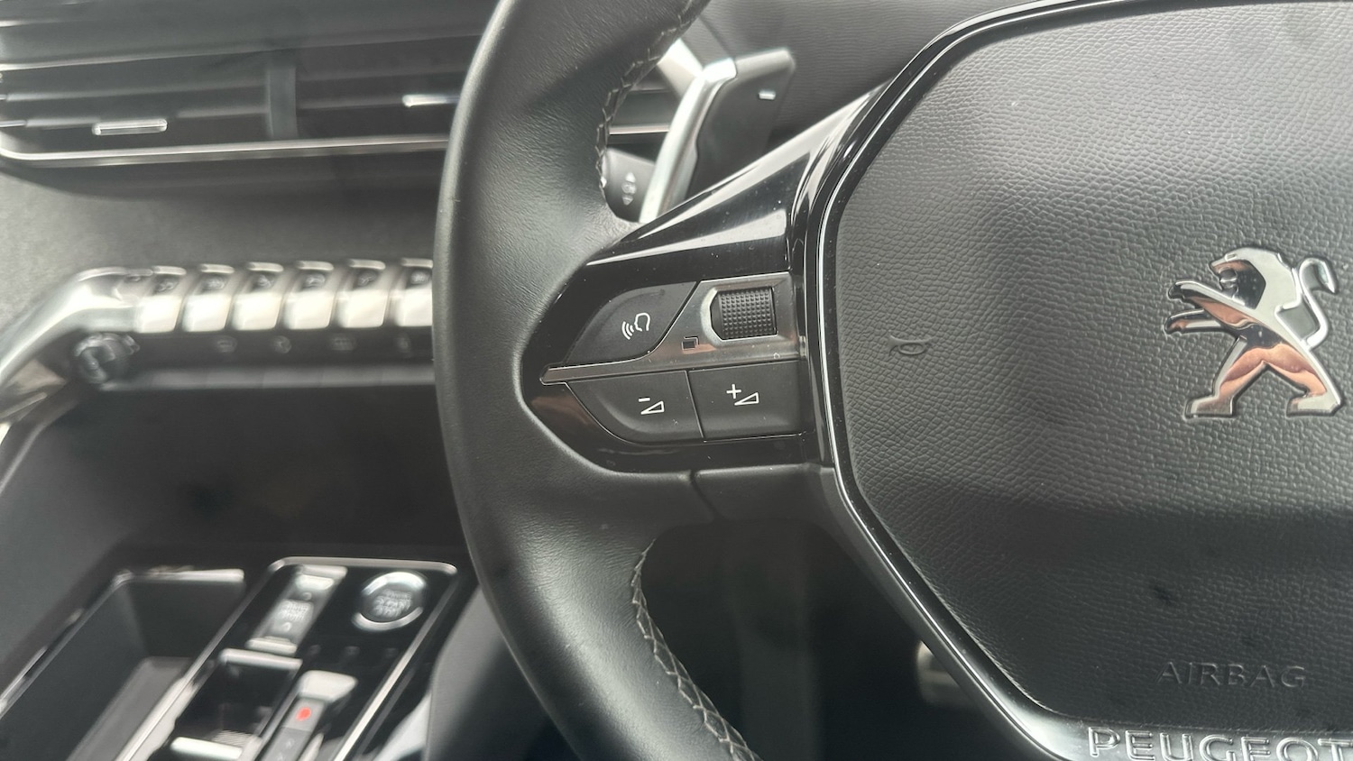 Used Peugeot 3008 2024 for sale - 76352038: Photo 29