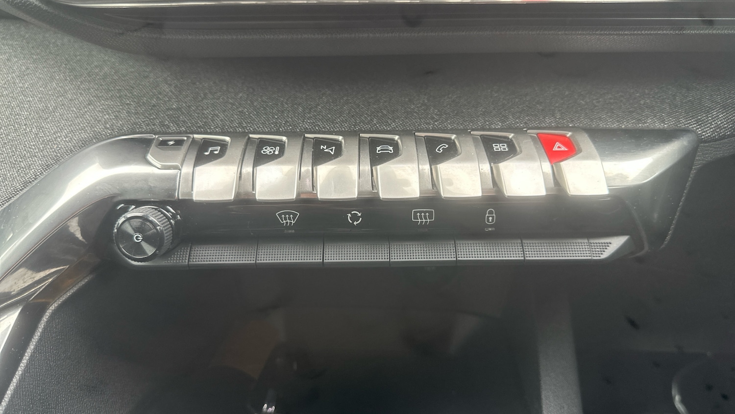 Used Peugeot 3008 2024 for sale - 76352038: Photo 31