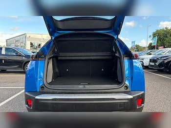 Used Peugeot 2008 2021 for sale - 79776145: Photo