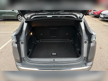 Used Peugeot 3008 2021 for sale - 76707190: Photo