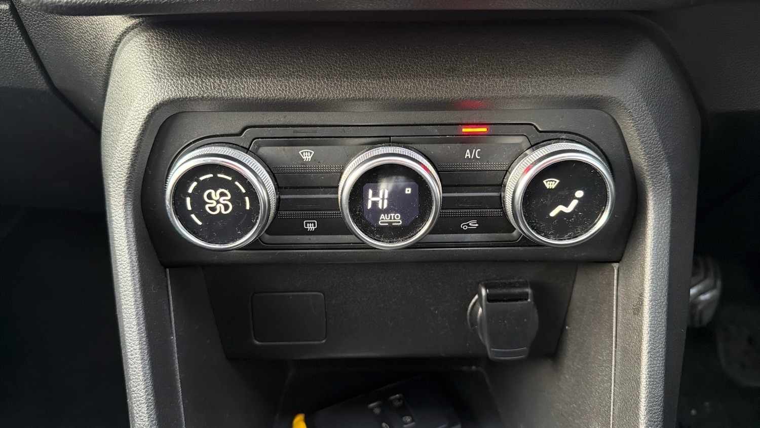 Used Dacia Jogger 2022 for sale - 77336464: Photo 26