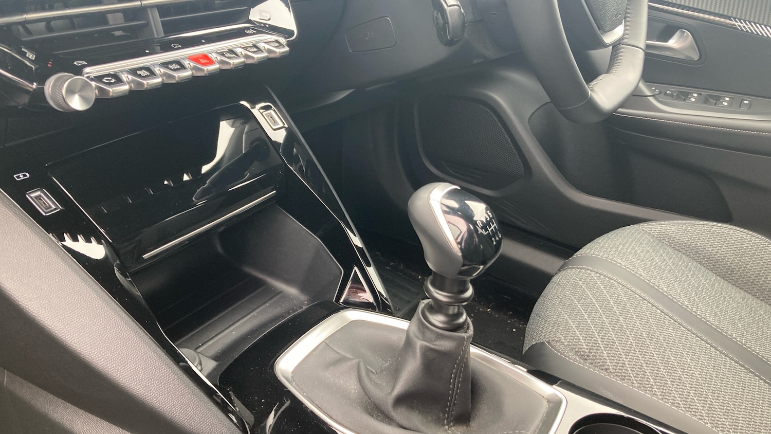 Used Peugeot 2008 2024 for sale - 78182721: Photo 13