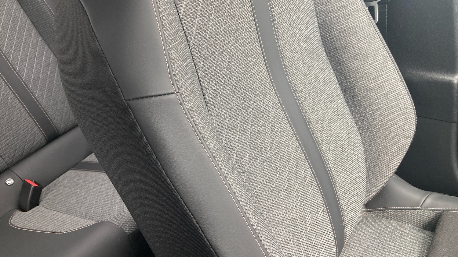 Used Peugeot 2008 2024 for sale - 78182721: Photo 26