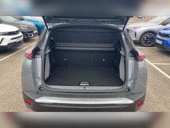 Used Peugeot 2008 2024 for sale - 78182721: Photo