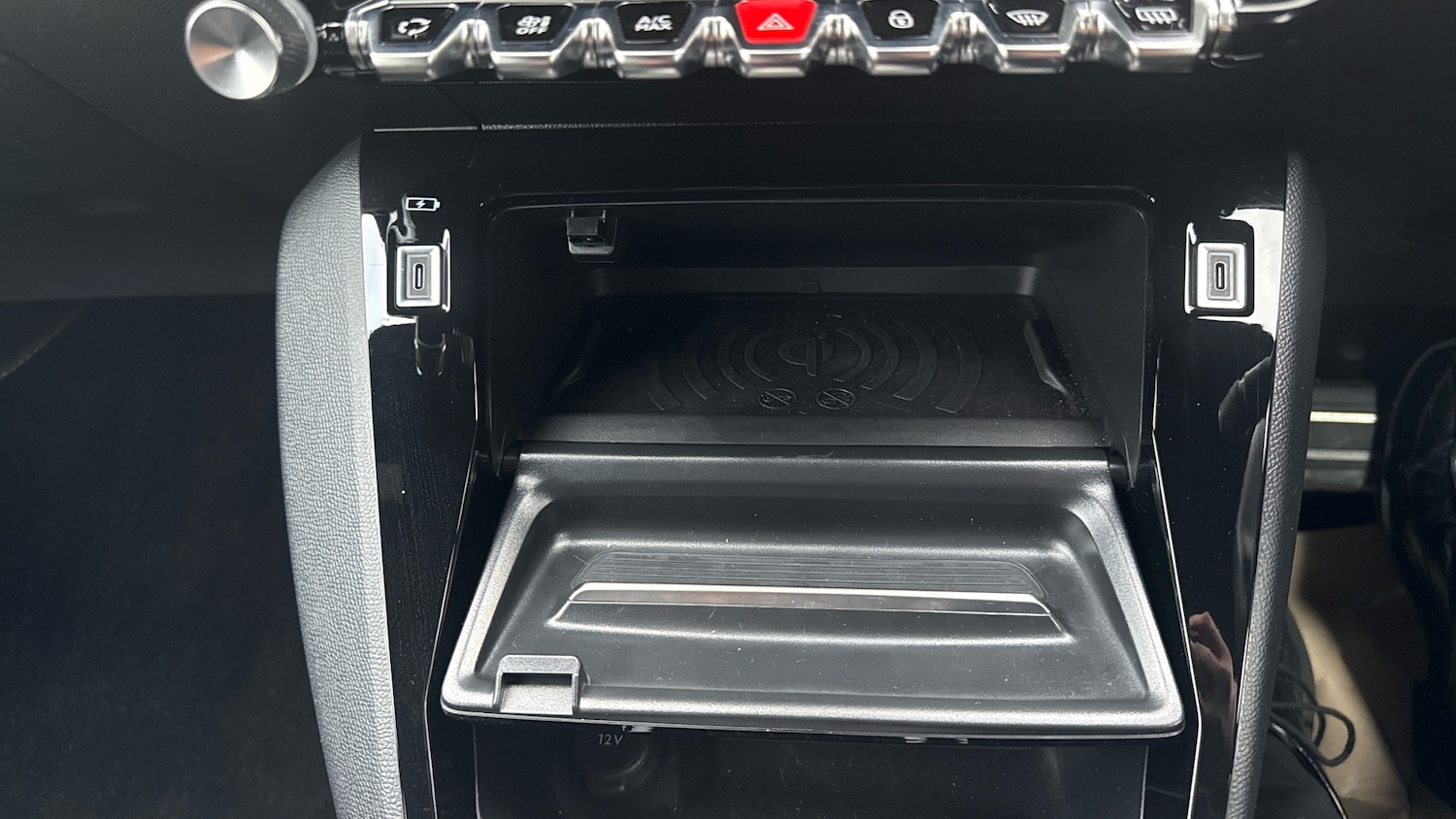 Used Peugeot 2008 2024 for sale - 76275899: Photo 22