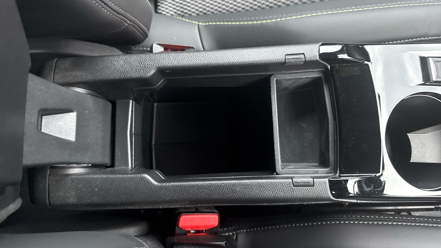 Used Peugeot 2008 2024 for sale - 76275899: Photo 24