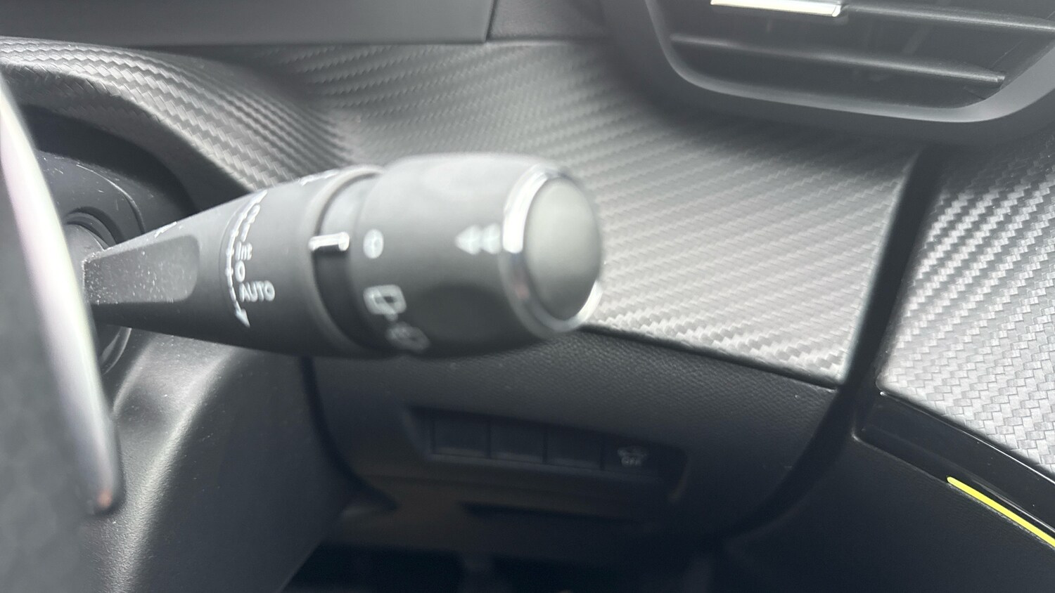 Used Peugeot 2008 2024 for sale - 76275899: Photo 29