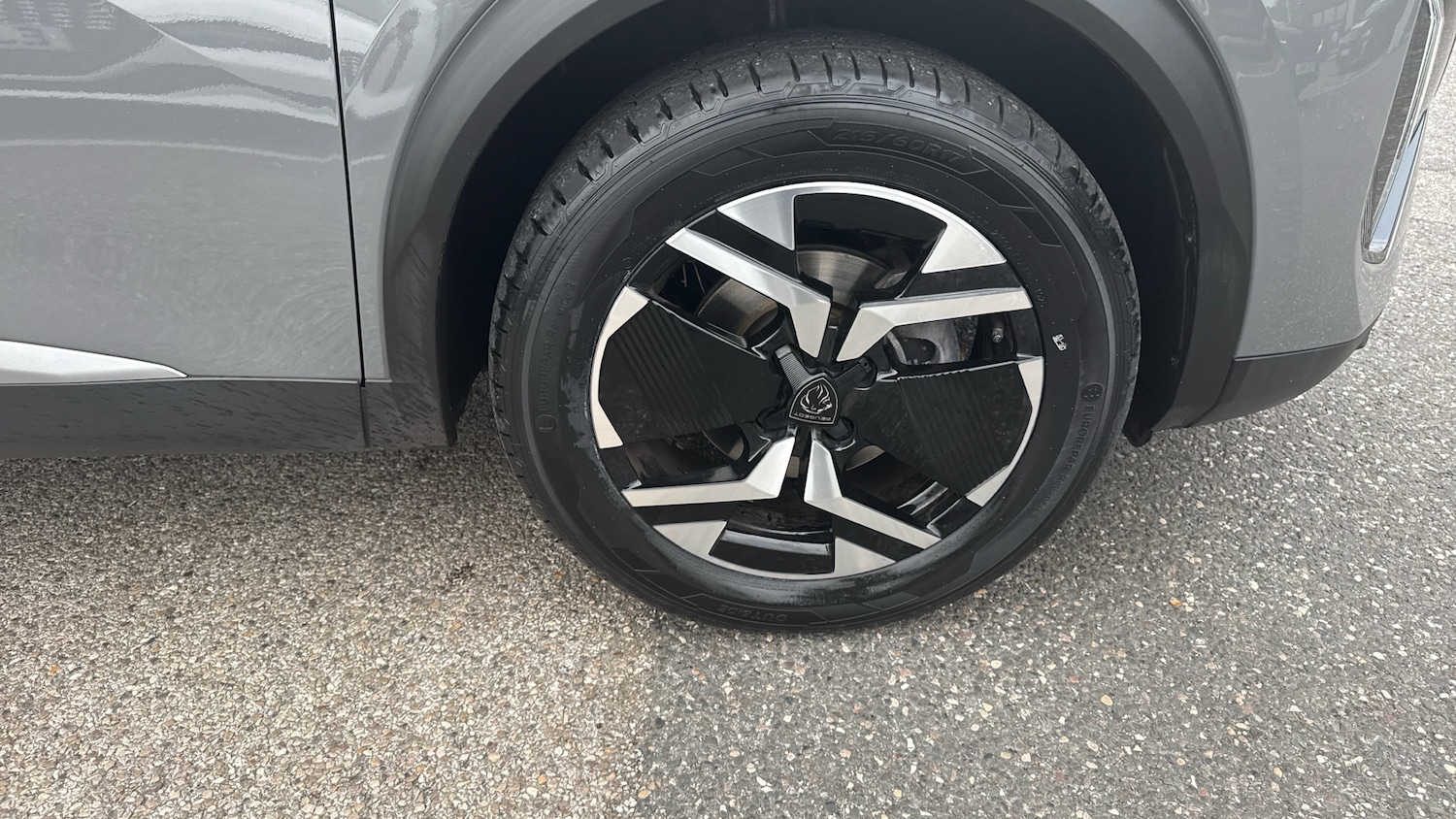 Used Peugeot 2008 2024 for sale - 76275899: Photo 36