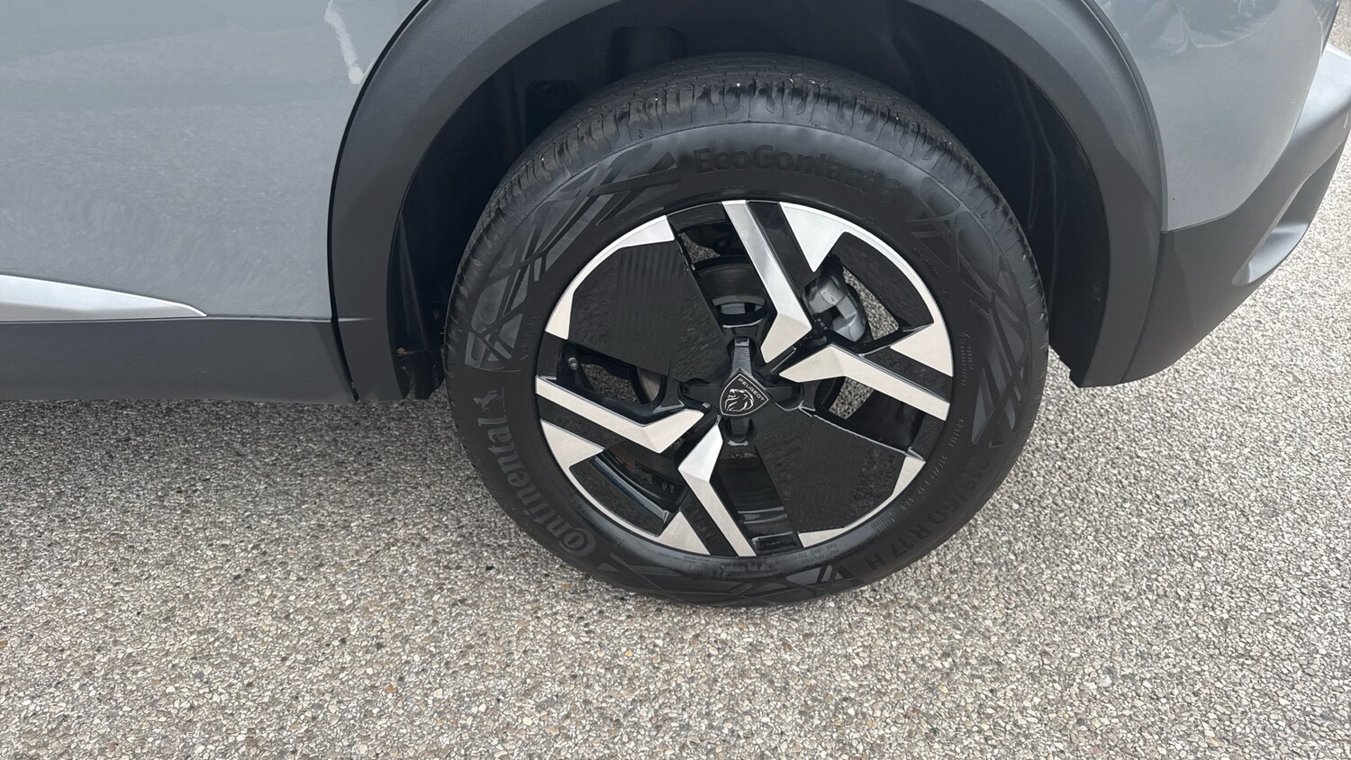 Used Peugeot 2008 2024 for sale - 76275899: Photo 38