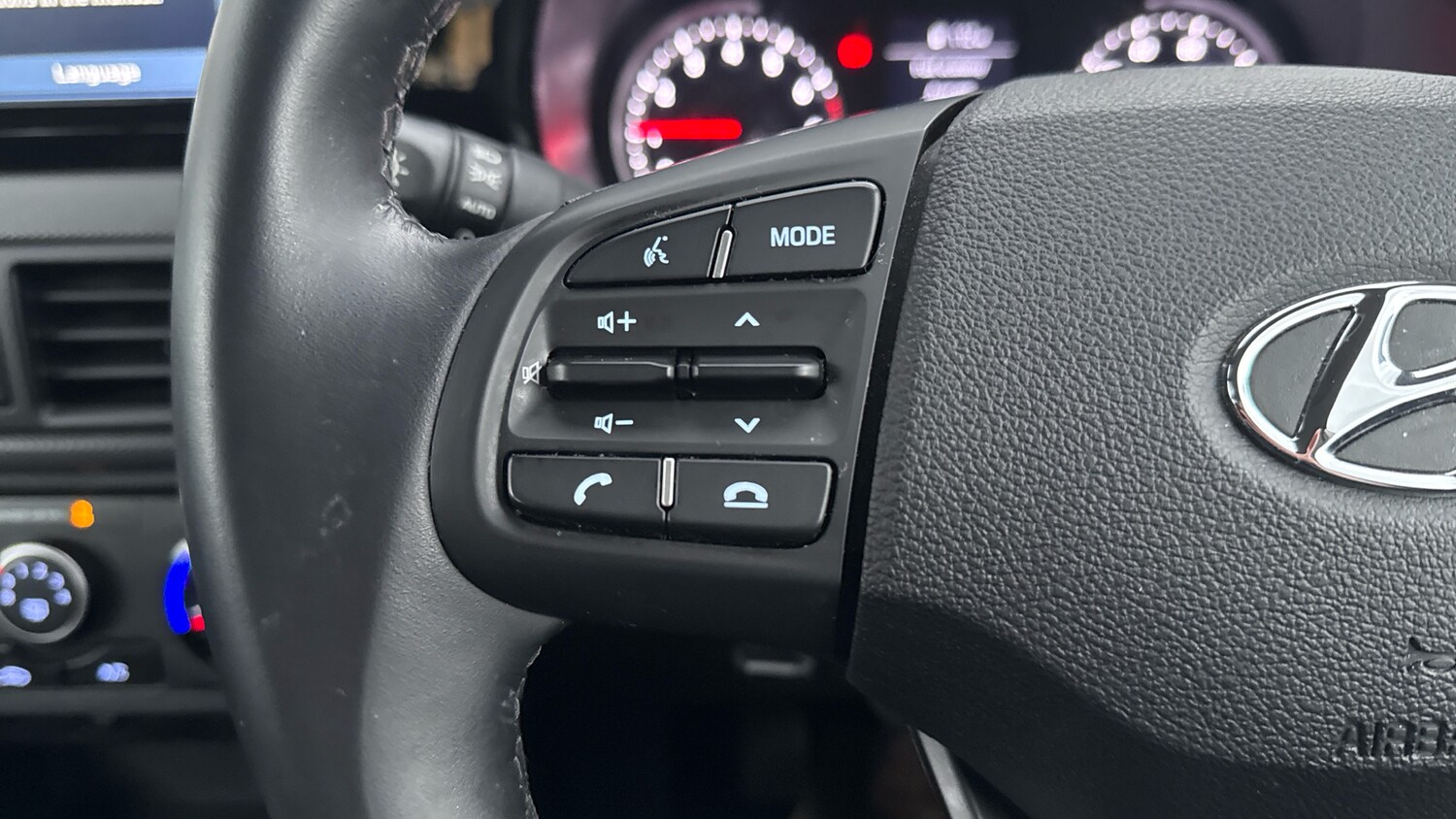 Used Hyundai i10 2022 for sale - 76340961: Photo 21