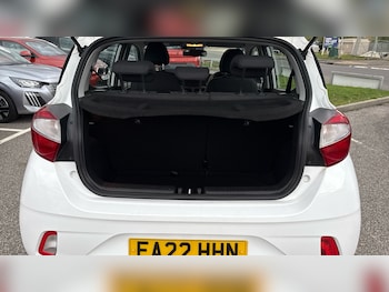 Used Hyundai i10 2022 for sale - 76340961: Photo