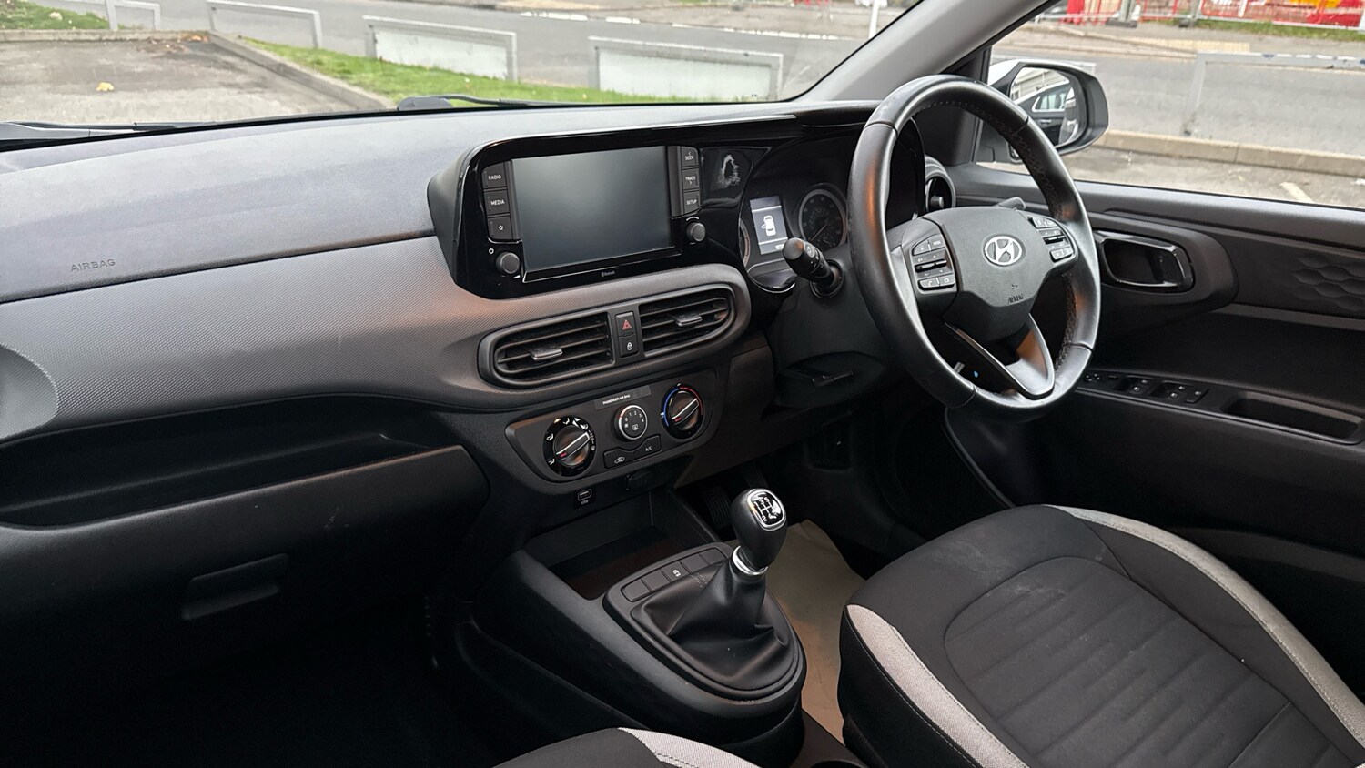 Used Hyundai i10 2022 for sale - 76340961: Photo 9