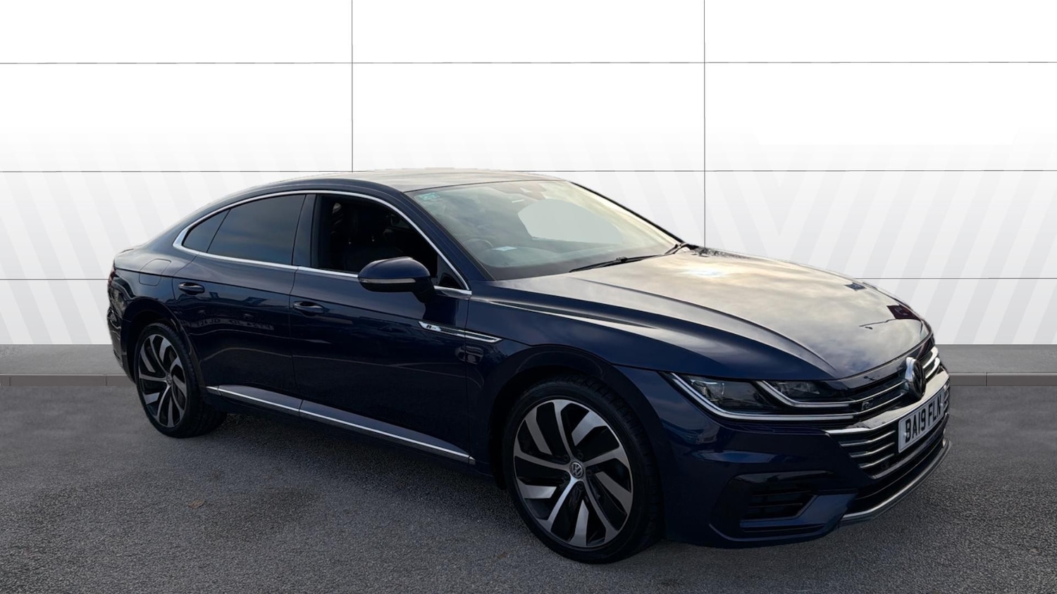 Used Volkswagen Arteon 2019 for sale - 76649937: Photo 1