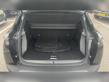 Used Peugeot 2008 2024 for sale - 75604304: Photo