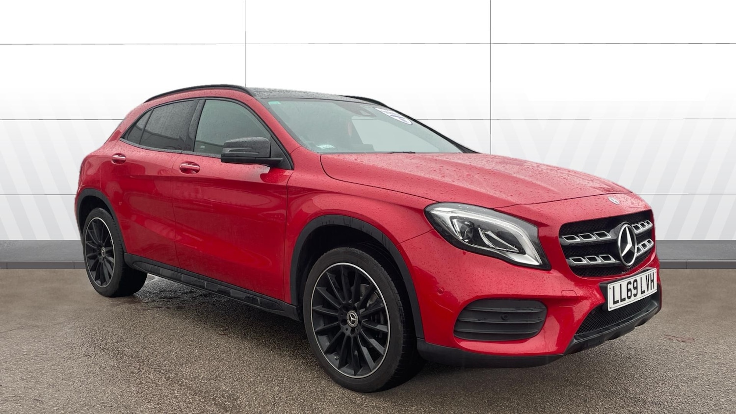 Used Mercedes-Benz GLA 2019 for sale - 76791700: Photo 1