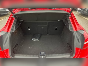 Used Mercedes-Benz GLA 2019 for sale - 76791700: Photo