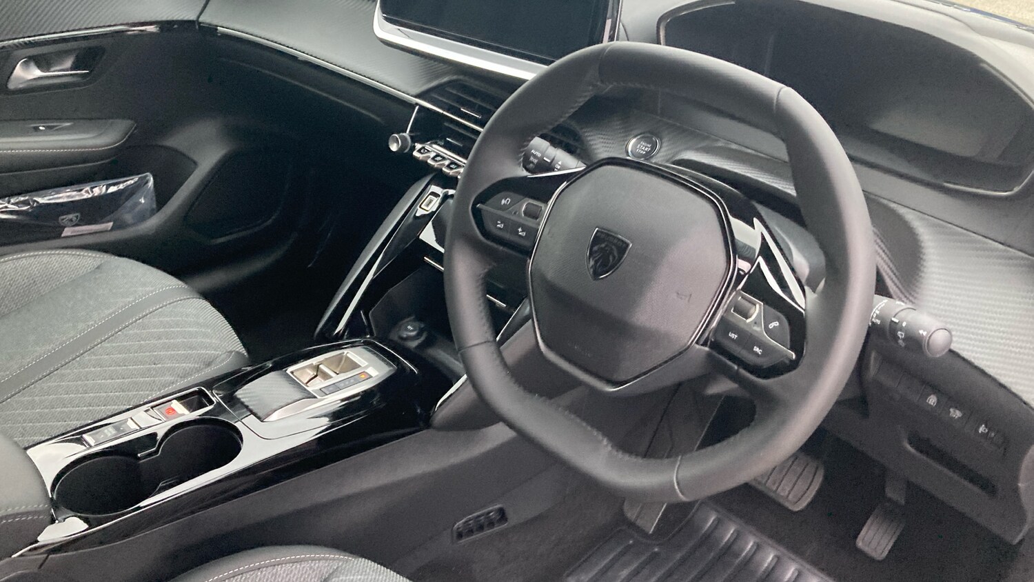 Used Peugeot 208 2025 for sale - 76224858: Photo 11