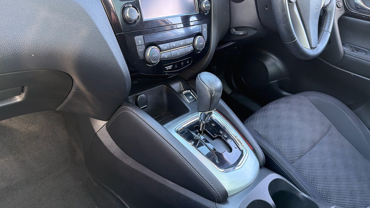 Used Nissan Qashqai 2017 for sale - 76545200: Photo 13