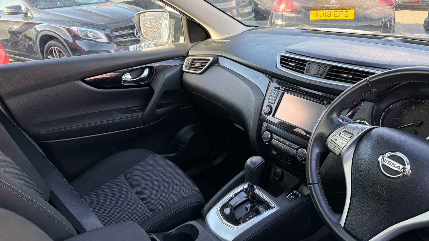 Used Nissan Qashqai 2017 for sale - 76545200: Photo 14