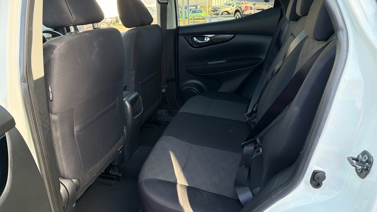 Used Nissan Qashqai 2017 for sale - 76545200: Photo 16