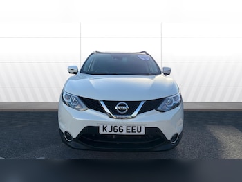 Used Nissan Qashqai 2017 for sale - 76545200: Photo