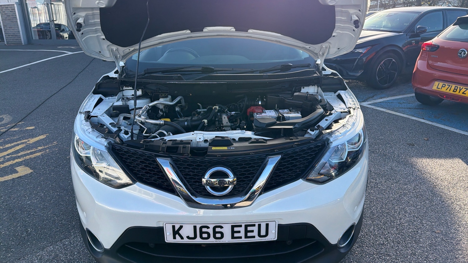 Used Nissan Qashqai 2017 for sale - 76545200: Photo 8