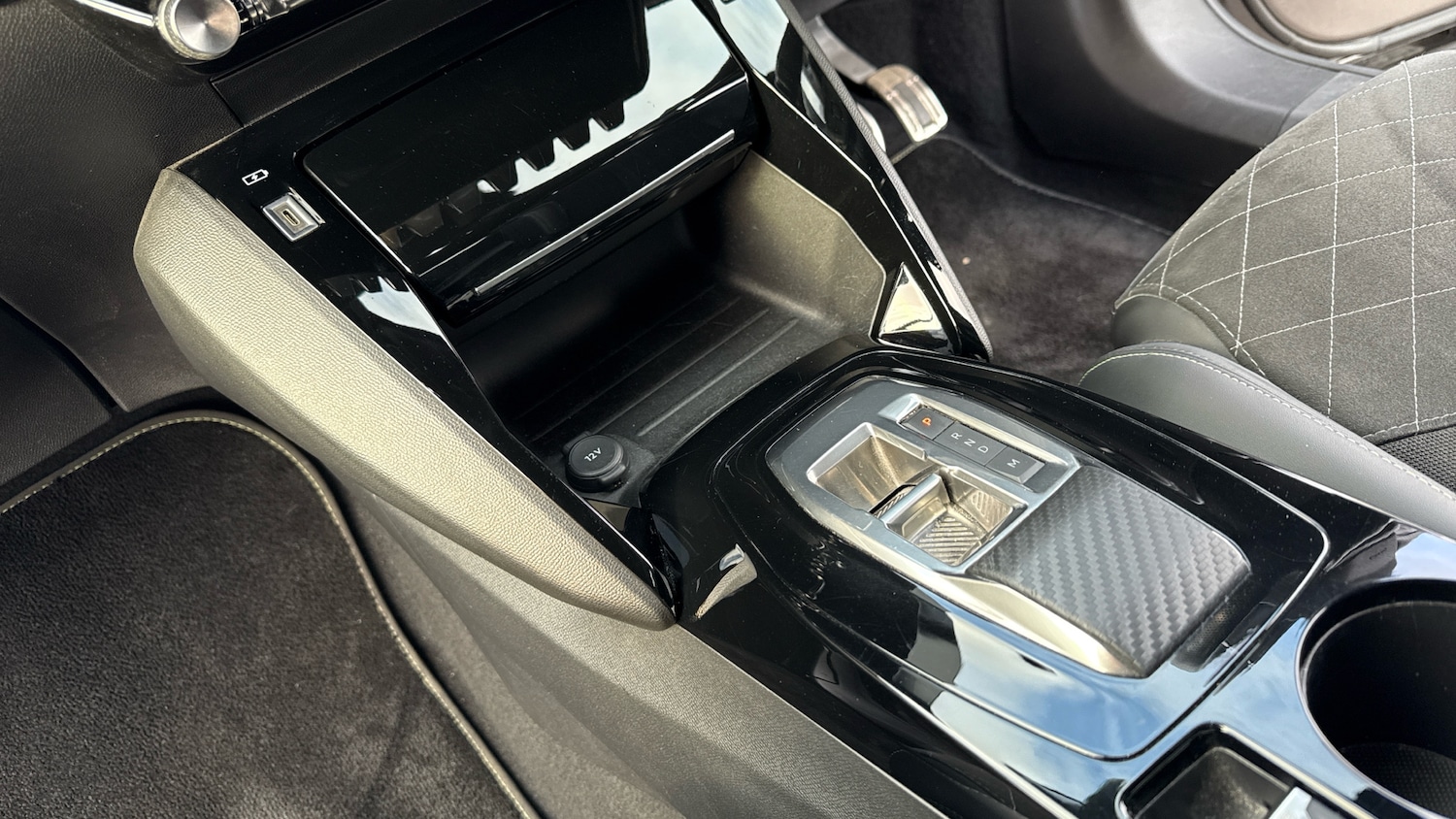 Used Peugeot 2008 2022 for sale - 76357764: Photo 13