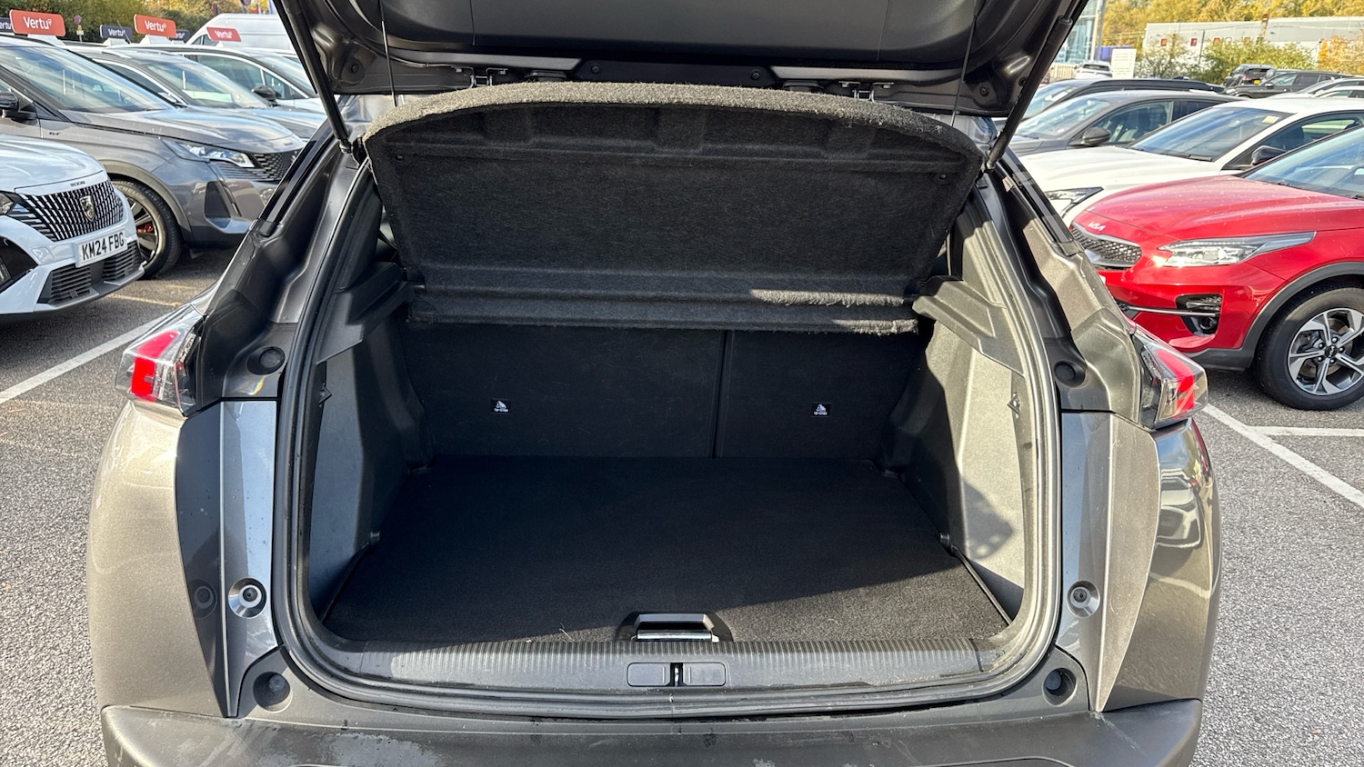 Used Peugeot 2008 2022 for sale - 76357764: Photo 4