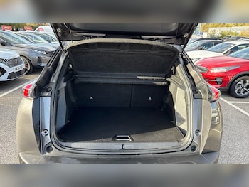 Used Peugeot 2008 2022 for sale - 76357764: Photo