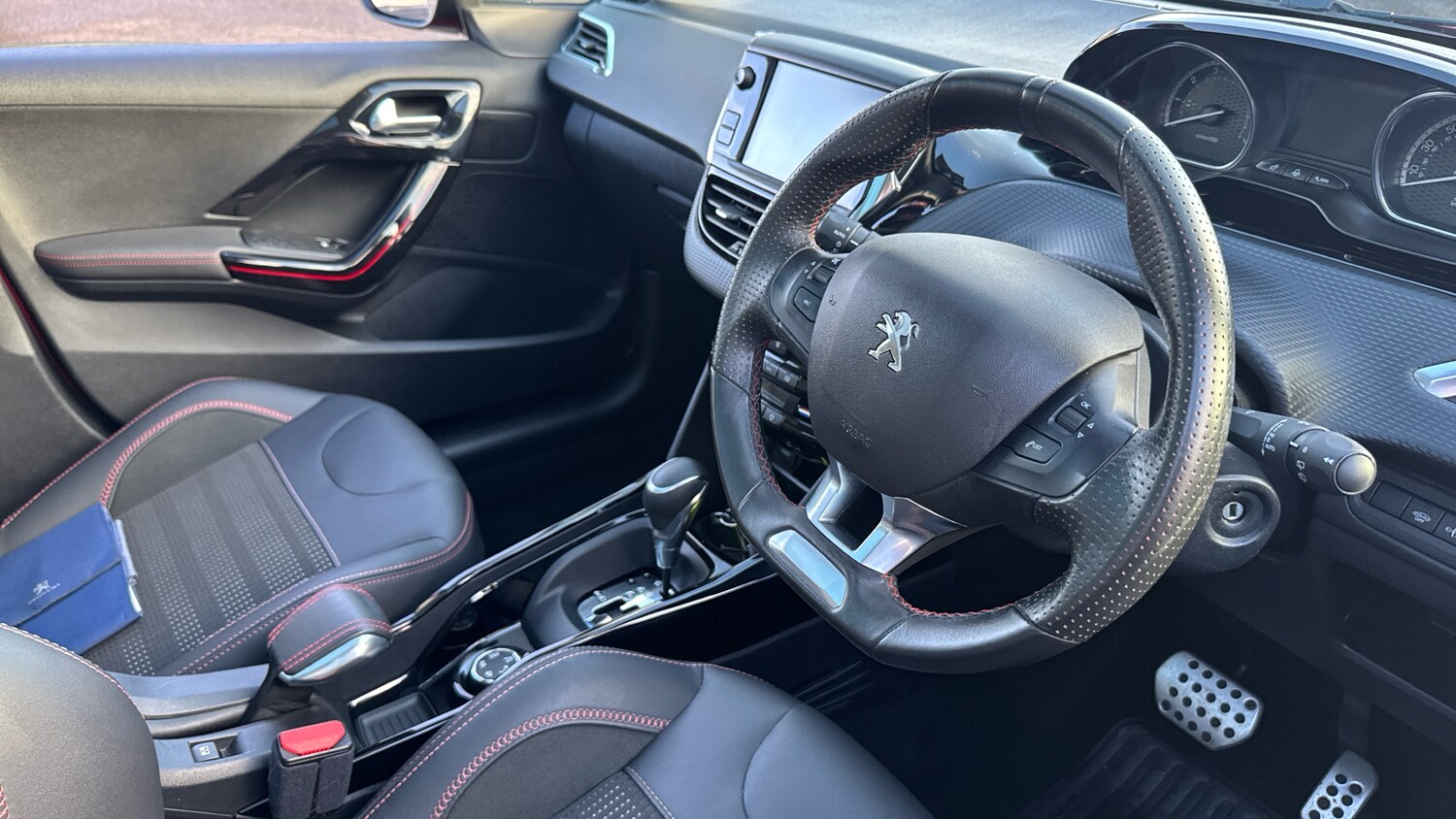 Used Peugeot 2008 2019 for sale - 77460214: Photo 11