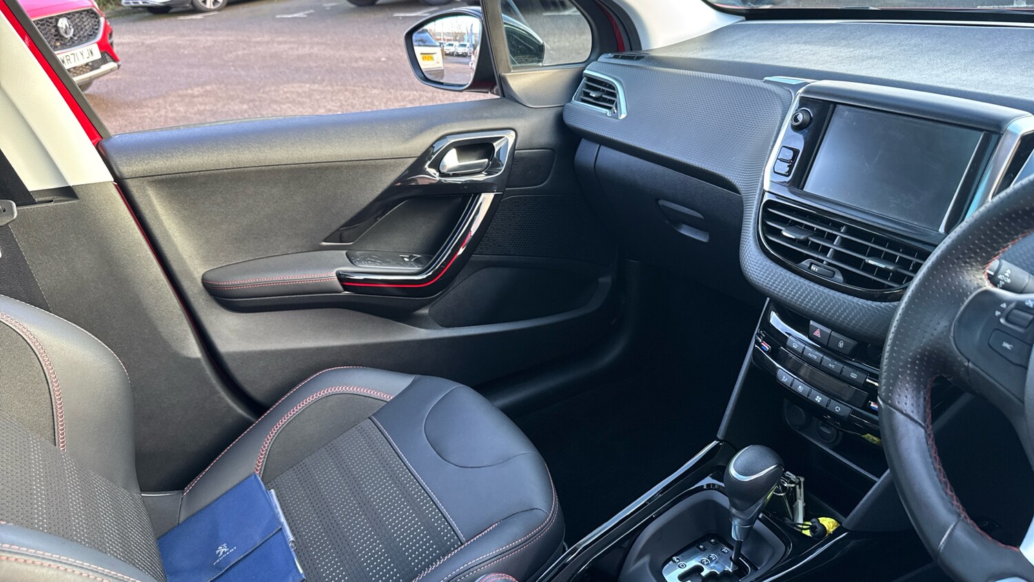 Used Peugeot 2008 2019 for sale - 77460214: Photo 14