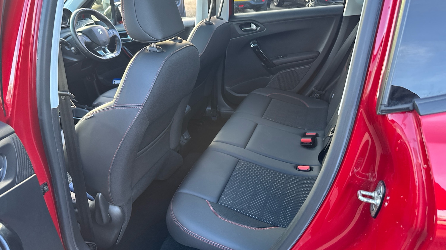 Used Peugeot 2008 2019 for sale - 77460214: Photo 16