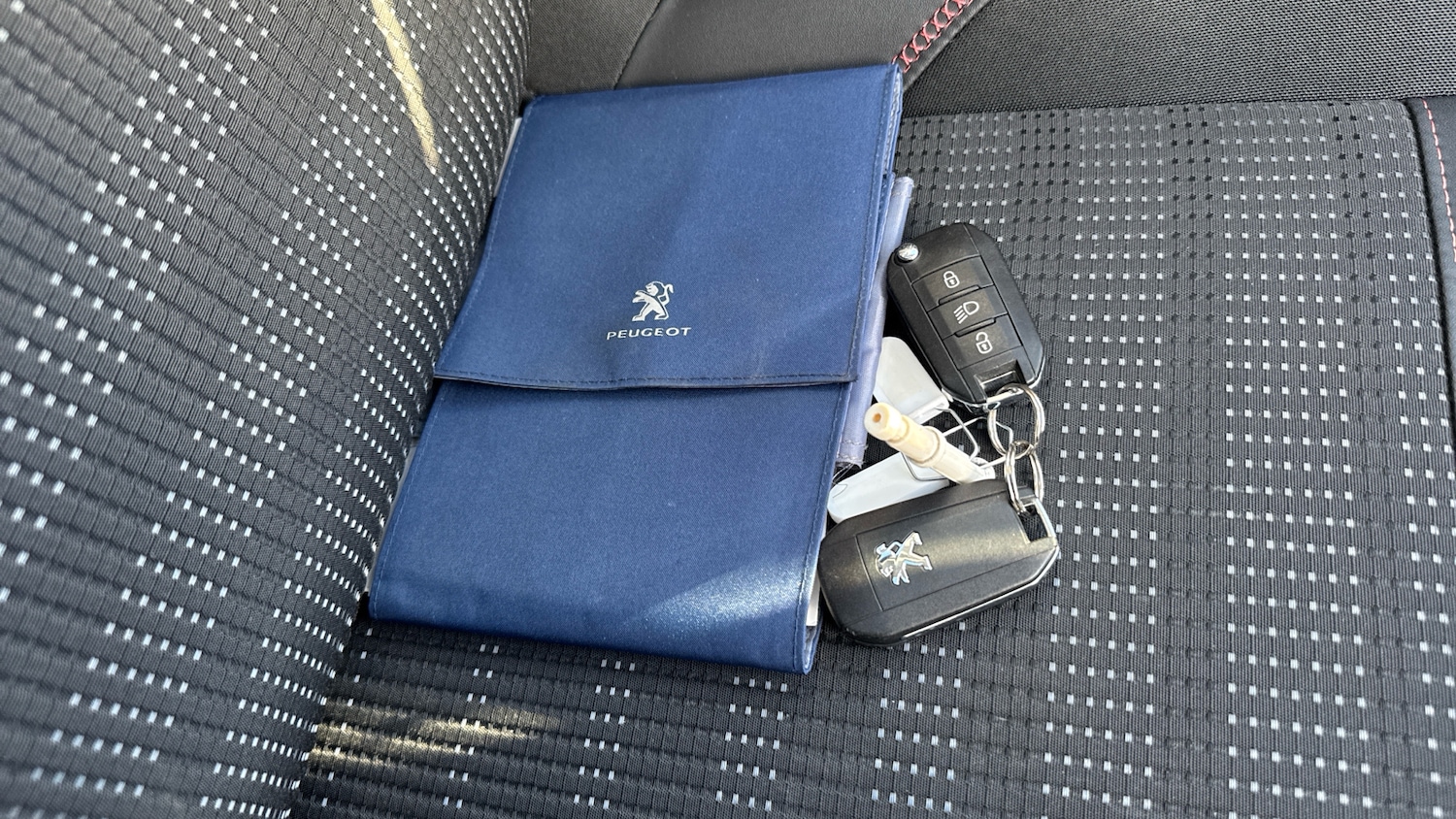 Used Peugeot 2008 2019 for sale - 77460214: Photo 19