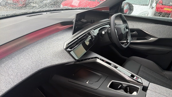 Used Peugeot 3008 2025 for sale - 76319528: Photo 9