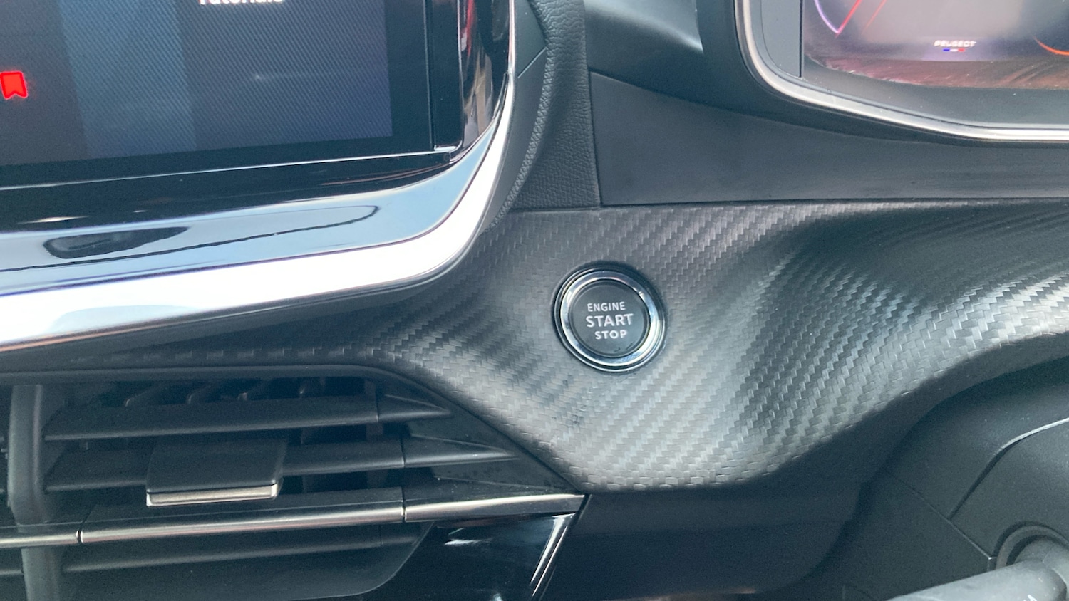 Used Peugeot 208 2024 for sale - 77377961: Photo 27