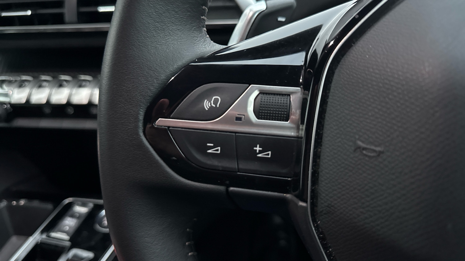 Used Peugeot 3008 2024 for sale - 76567719: Photo 28