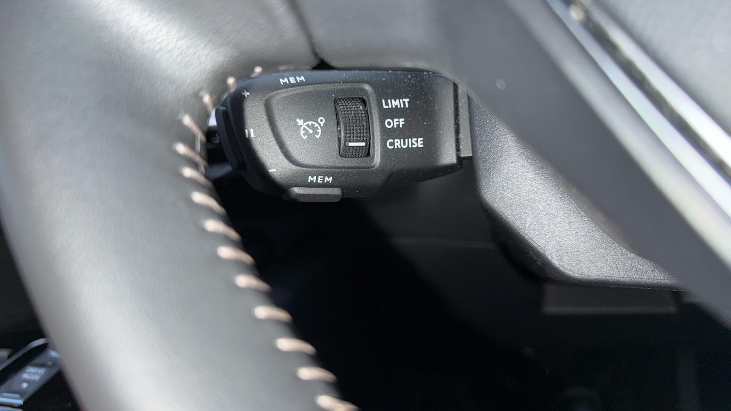 Used Peugeot 3008 2024 for sale - 76567719: Photo 29