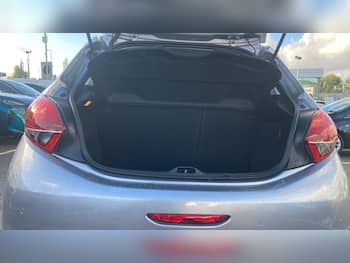 Used Peugeot 208 2019 for sale - 79762391: Photo