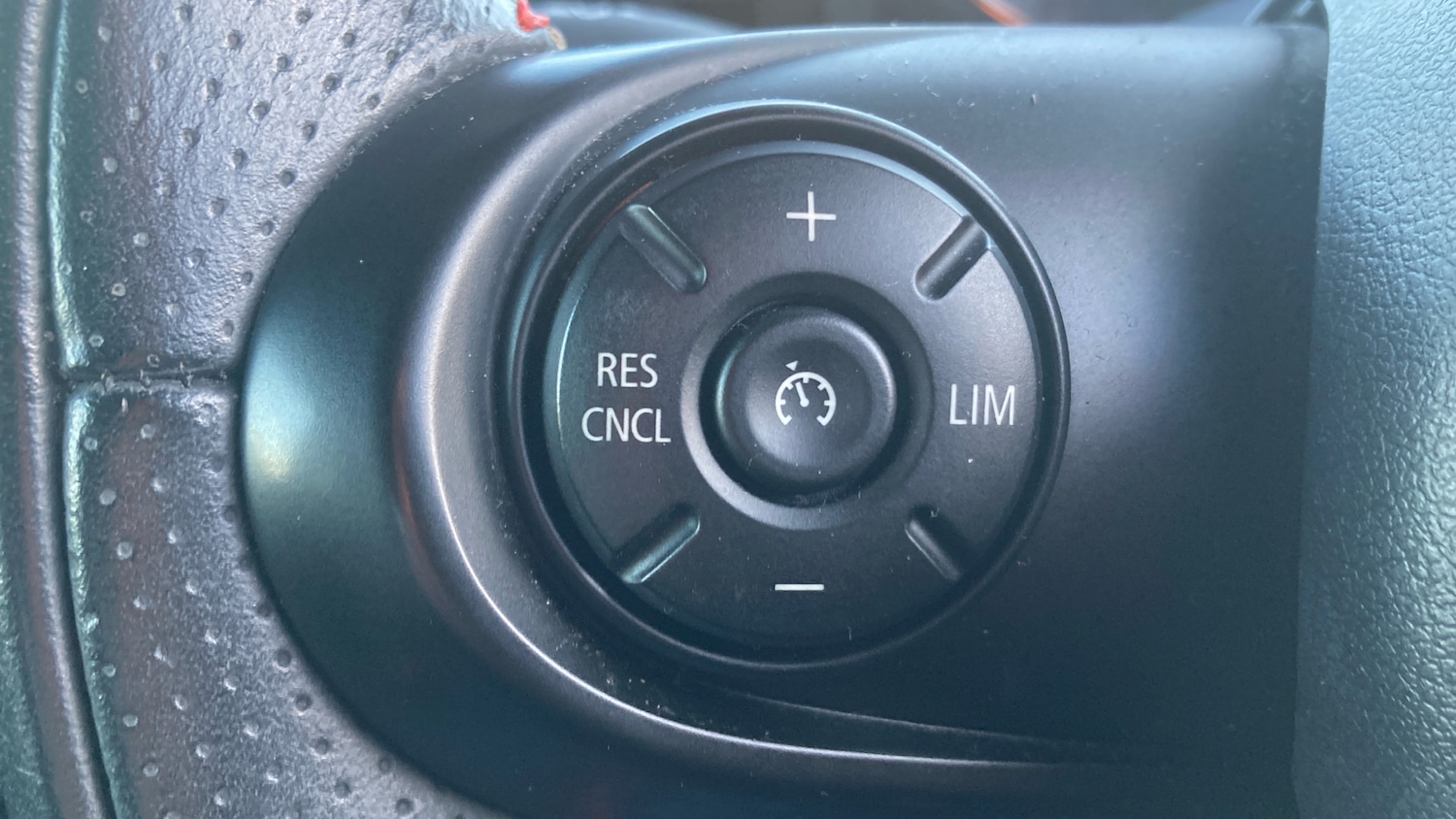 Used MINI Hatch 2019 for sale - 76650980: Photo 21