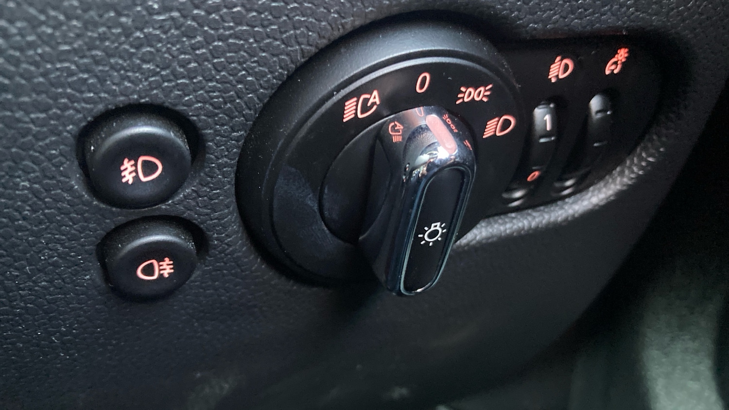 Used MINI Hatch 2019 for sale - 76650980: Photo 24