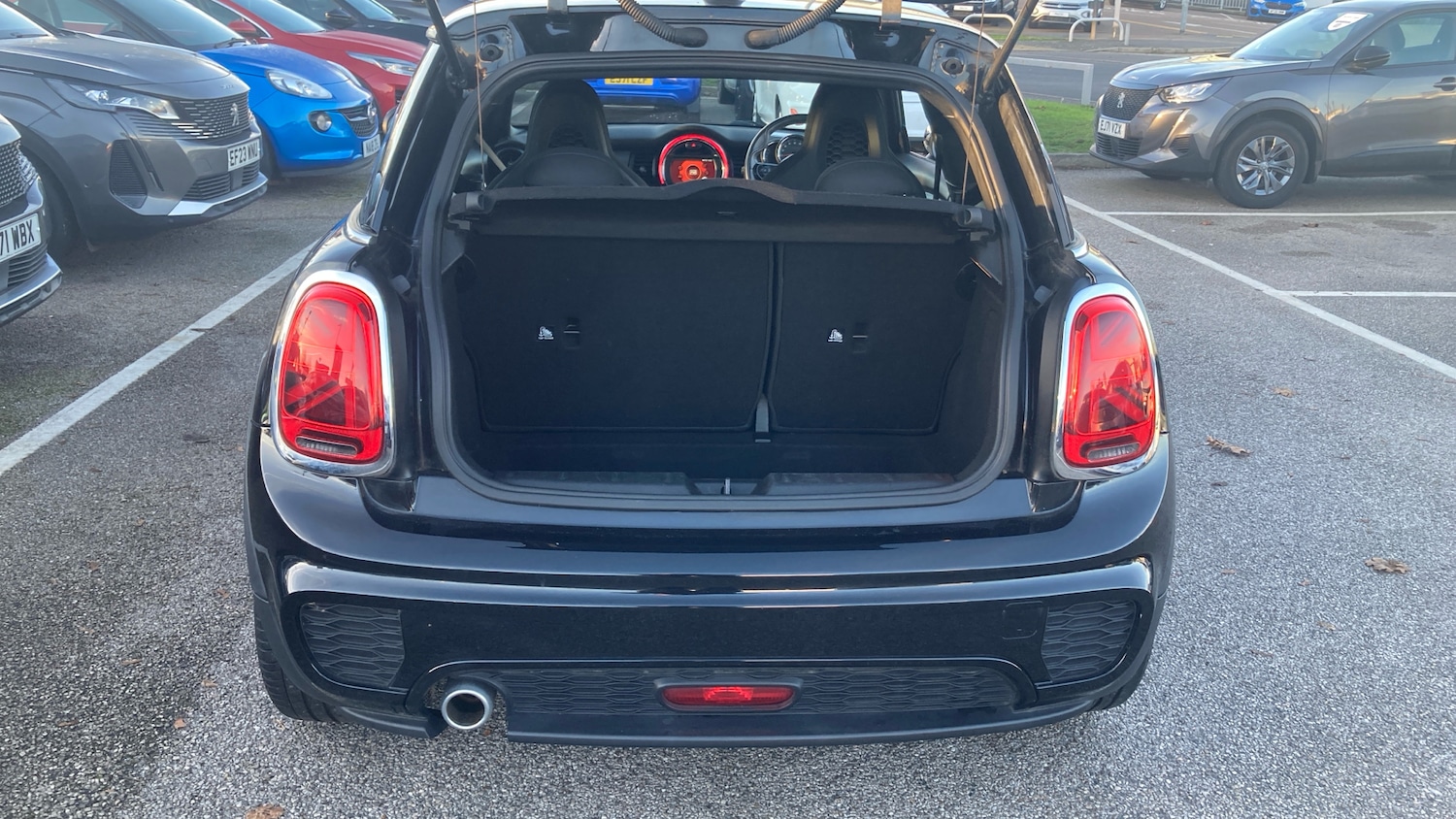 Used MINI Hatch 2019 for sale - 76650980: Photo 4