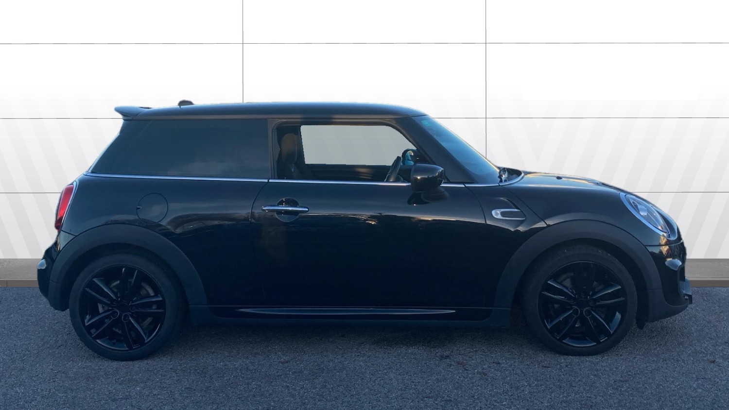 Used MINI Hatch 2019 for sale - 76650980: Photo 5