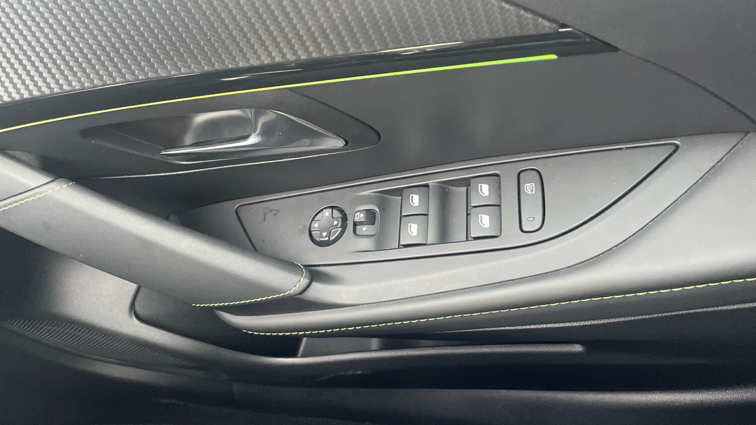 Used Peugeot 208 2023 for sale - 76480239: Photo 24