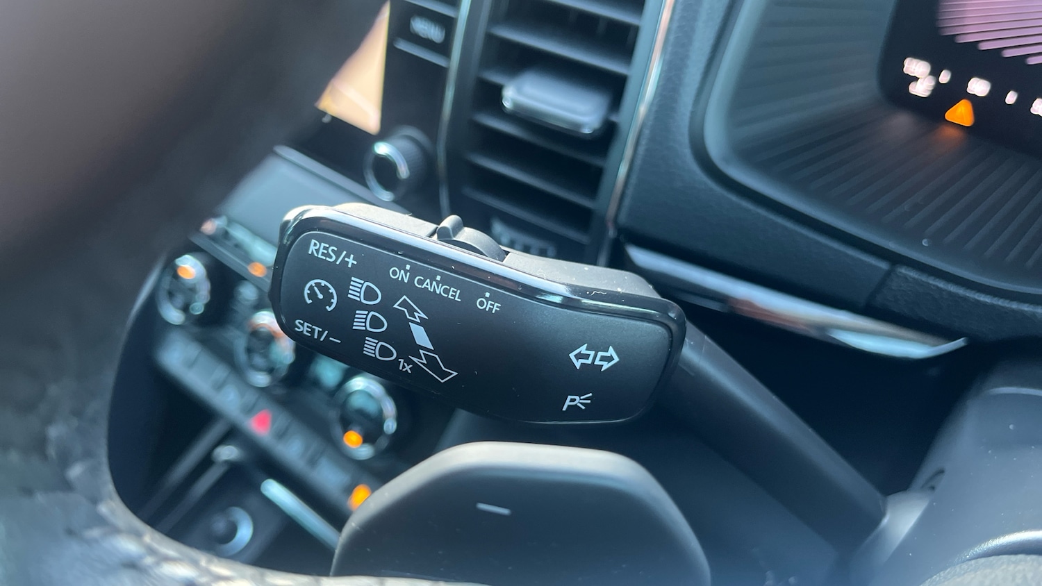 Used Skoda Karoq 2023 for sale - 77339166: Photo 24