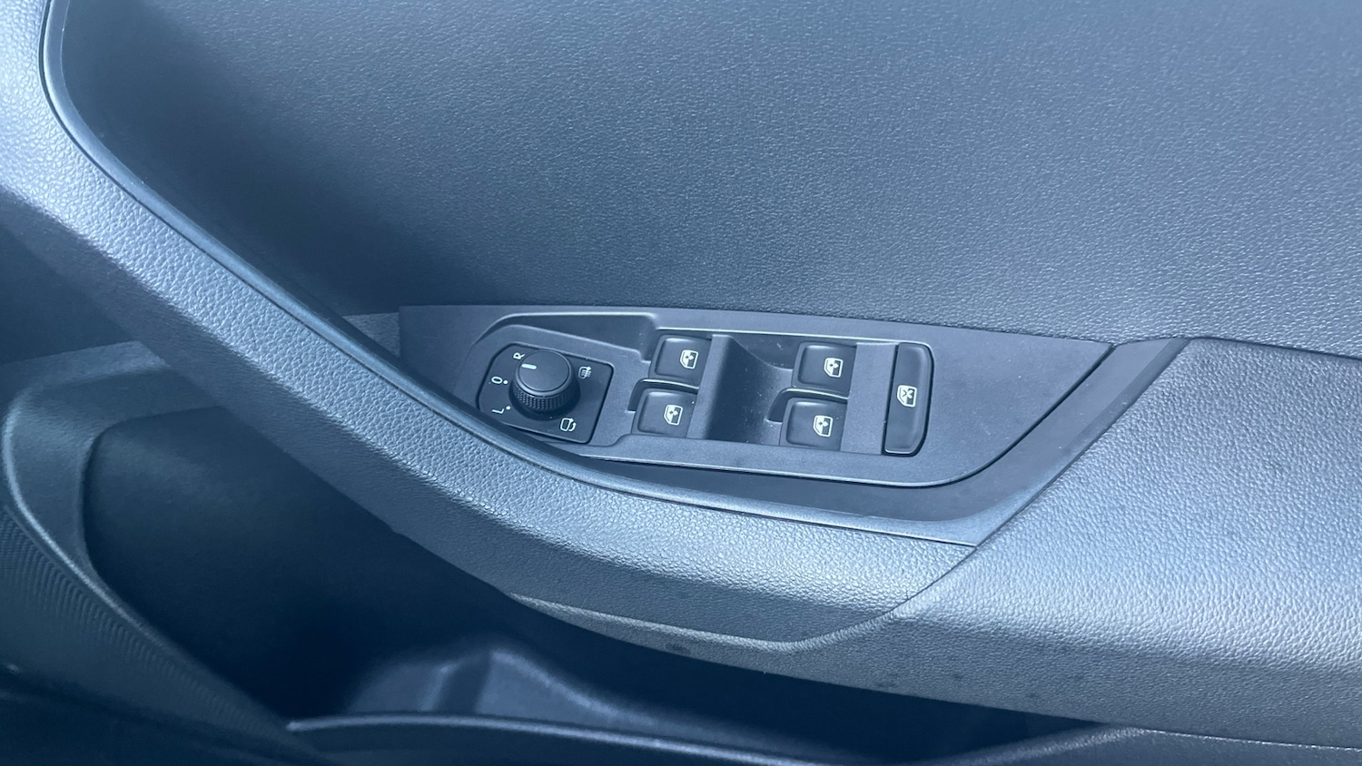 Used Skoda Karoq 2023 for sale - 77339166: Photo 27