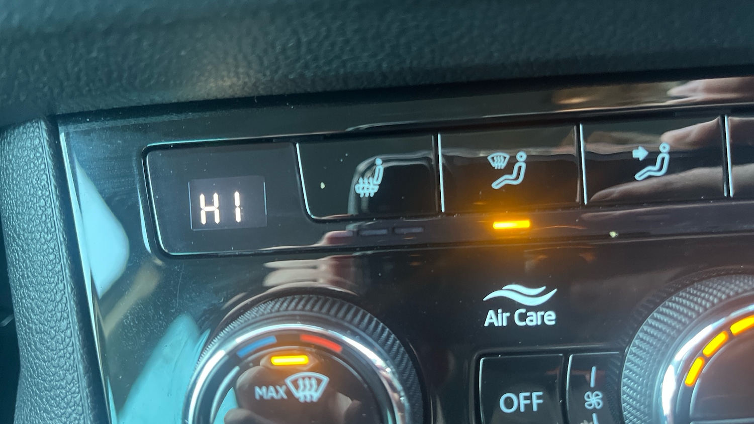 Used Skoda Karoq 2023 for sale - 77339166: Photo 35